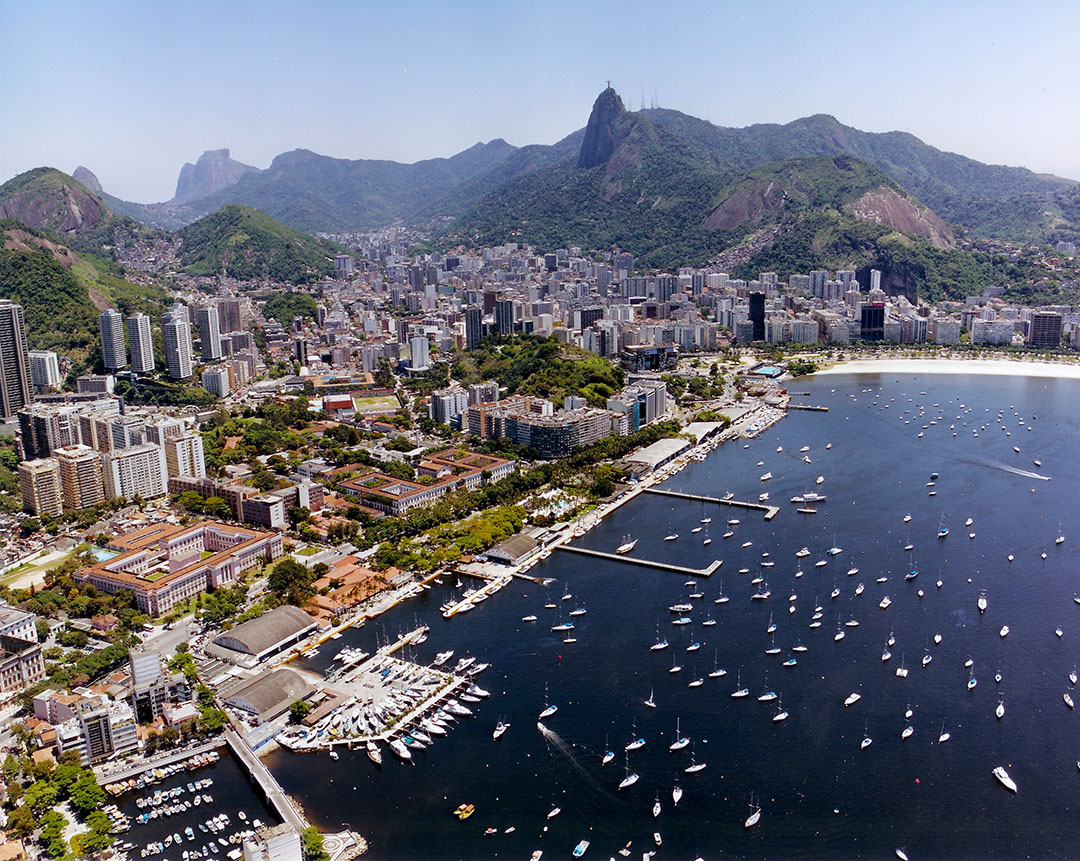 Iate Clube do Rio de Janeiro - #REPOST @orioquenaovivi (Urca, 1944